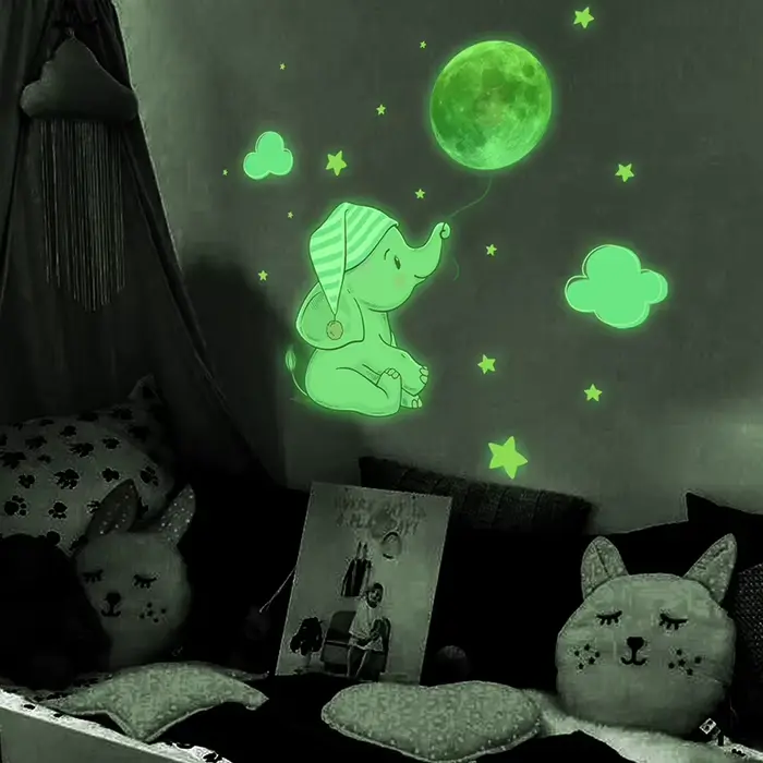 Autocollant mural lumineux bébé éléphant lune