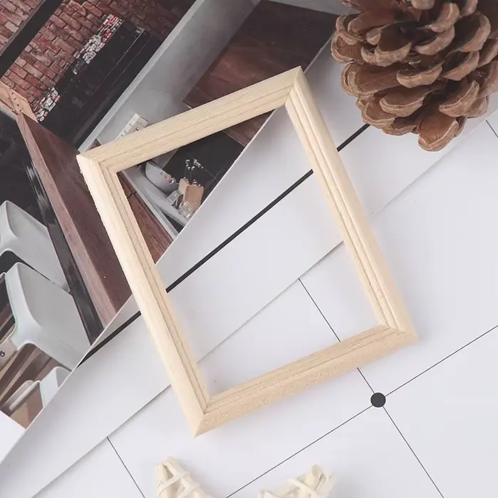 Cadres photo miniatures de maison de courses