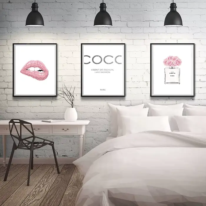 Affiche et impression de lèvres roses