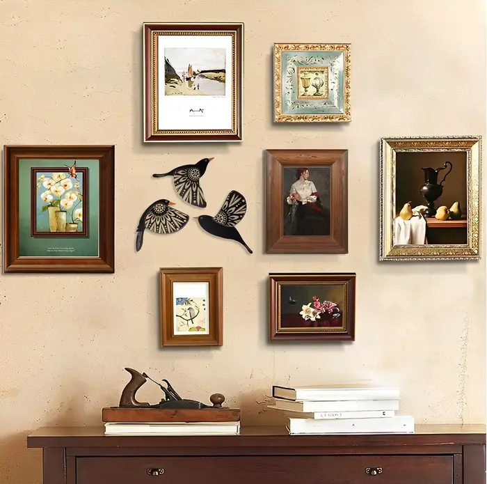 Décoration murale en bois d'oiseau noir