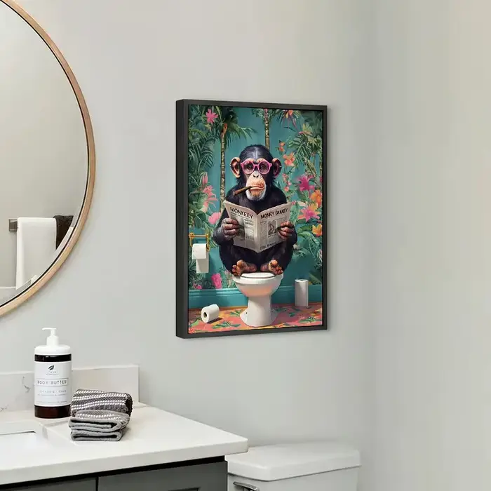 Toile murale amusante de lecture de journaux de gorille sur les toilettes