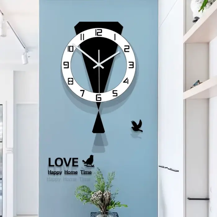 Horloge murale oscillante