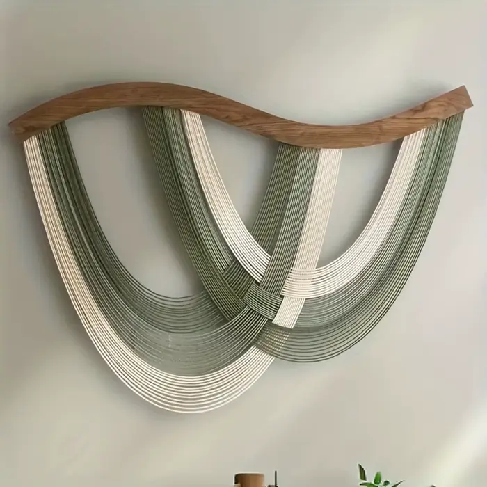Décoration murale en macramé