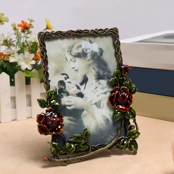 Cadre Photo table en métal en Relief Rose