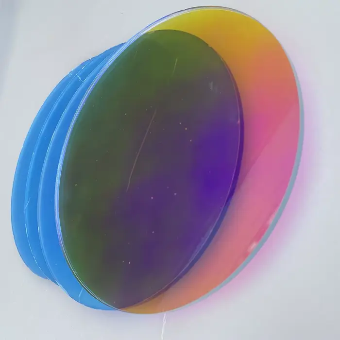 Planche arc-en-ciel en plexiglas laser