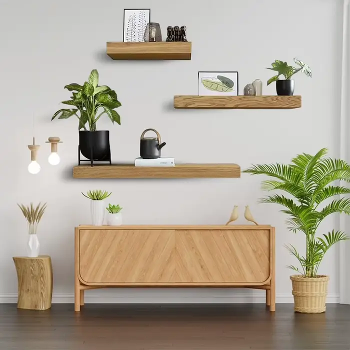 Étagère murale en bois avec compartiment secret