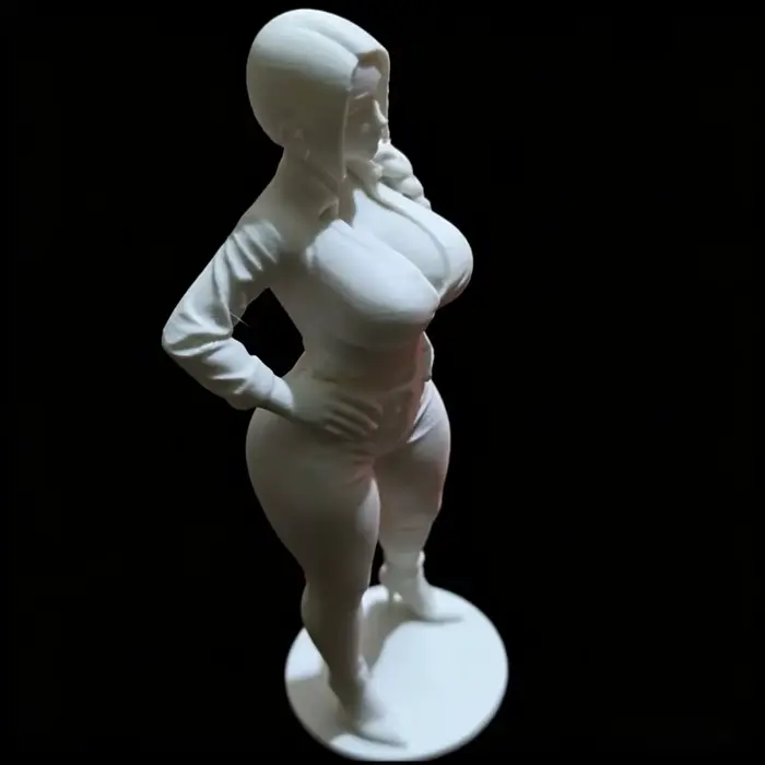 Sculpture féminine blanche imprimée en 3D
