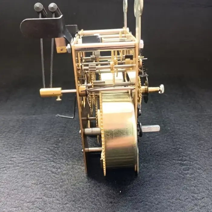 Horloge de bureau mécanique