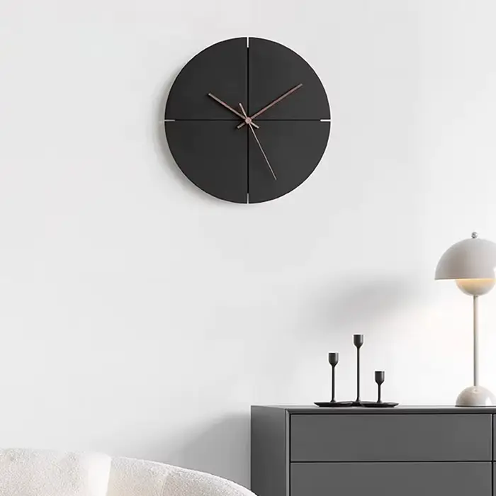 Horloges murales carrées italiennes