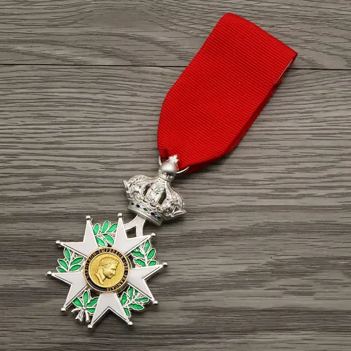 Reproduction de la médaille d'honneur des chevaliers seniors de l'empereur français Napoléon