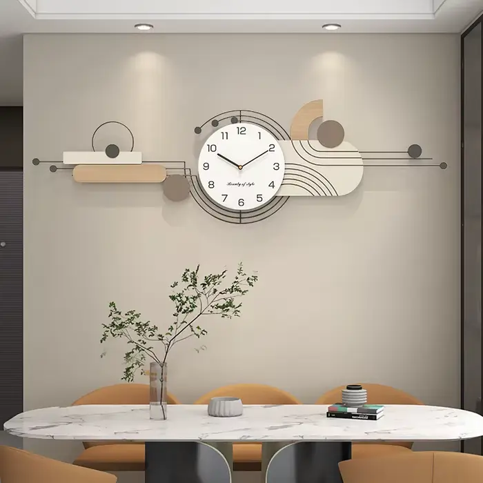 Horloge murale contemporaine pour salle à manger