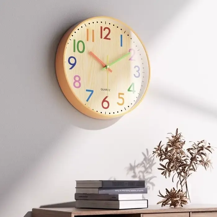 Horloge murale numérique facile à lire de 12 pouces