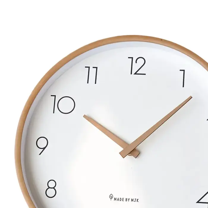 Horloge murale Simple et moderne en bois massif