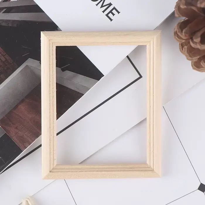 Cadres photo miniatures de maison de courses