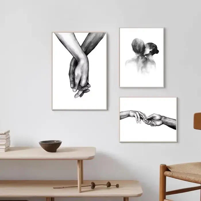 Peinture sur toile nordique minimaliste noir blanc femme Sexy épaule romantique baiser citations amoureux affiches à main et imprimés décor de chambre