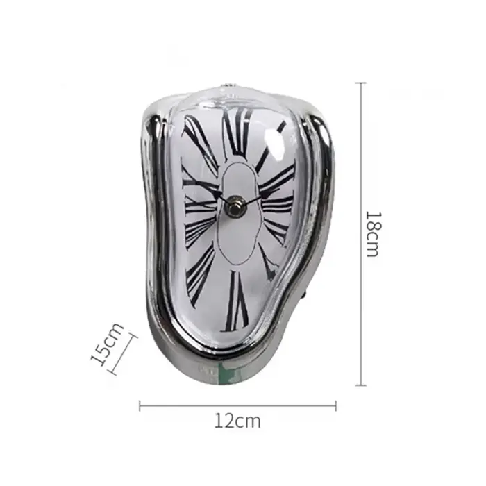 Horloge de fusion torsadée en argent Vintage