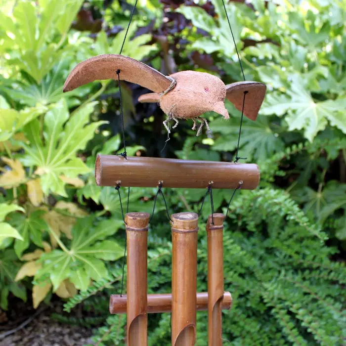 1x Coconut Blackbird Windchimes
