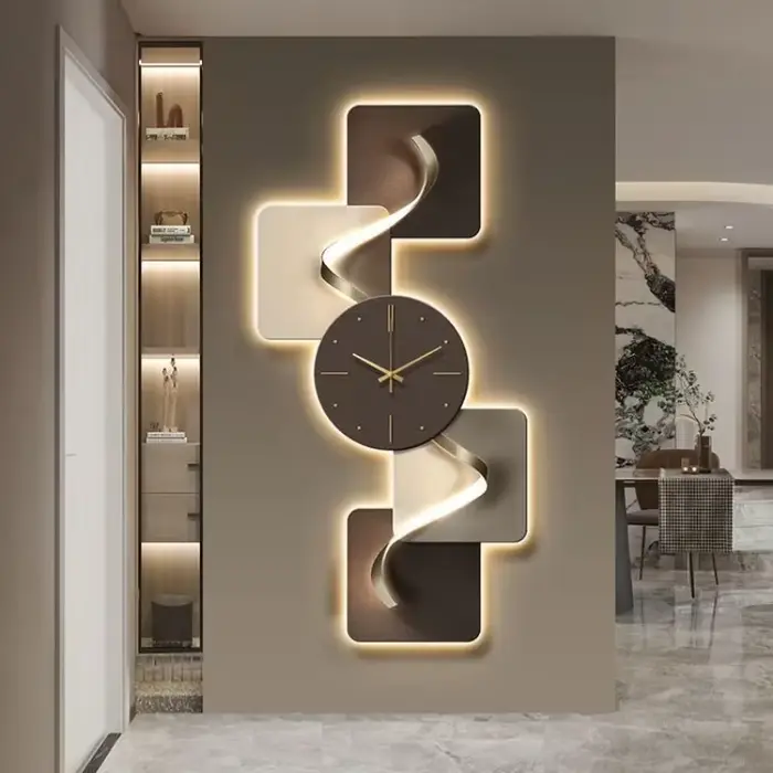 Horloge murale moderne avec panneau en cristal de carbone