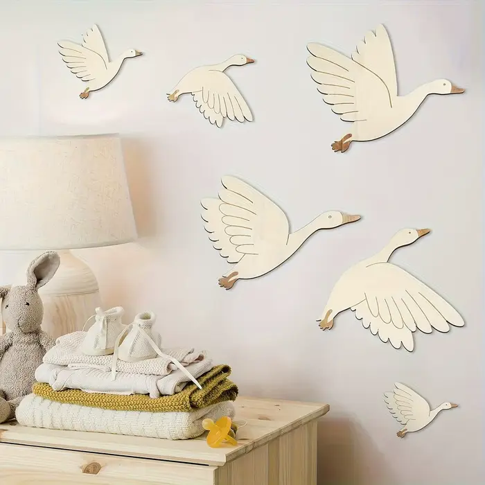 Décoration murale en bois d'oiseaux en vol