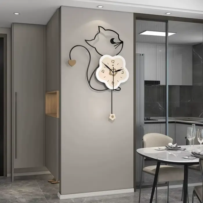 Horloge murale de luxe moderne
