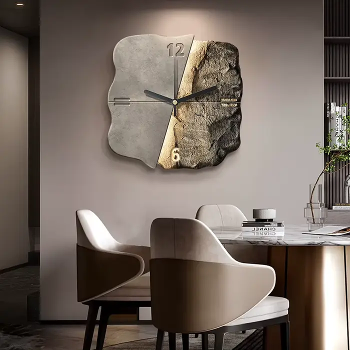 Horloge murale de luxe