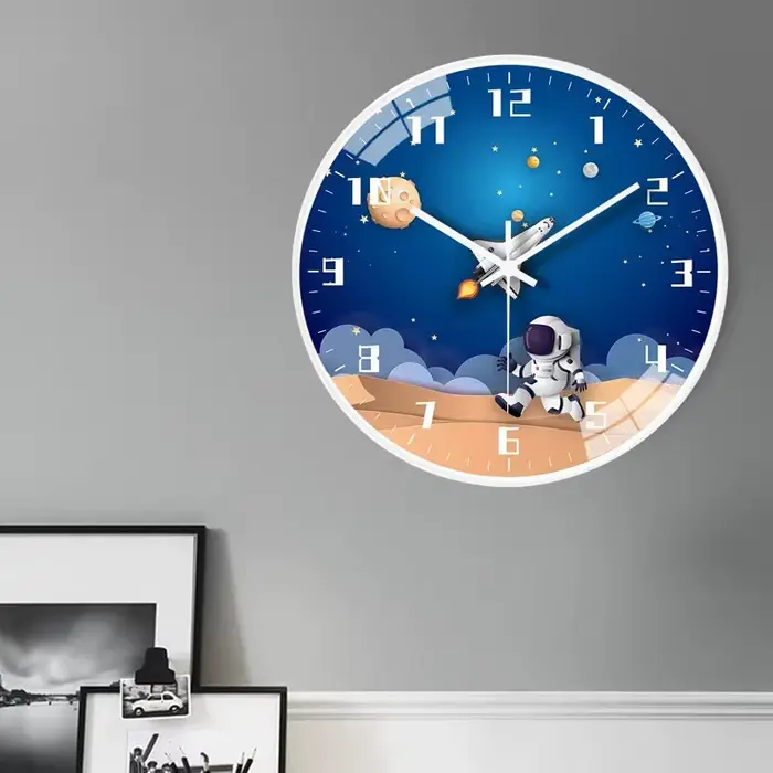 Astronaute créatif horloge murale pour enfants salon maison chambre