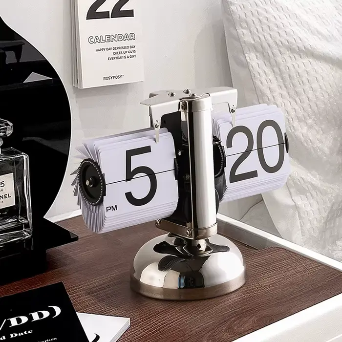 Horloge de retournement de Page automatique à Quartz Vintage