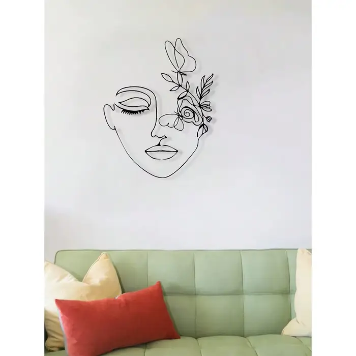 Art mural en métal abstrait représentant un visage de femme |   Décoration d'intérieur moderne
