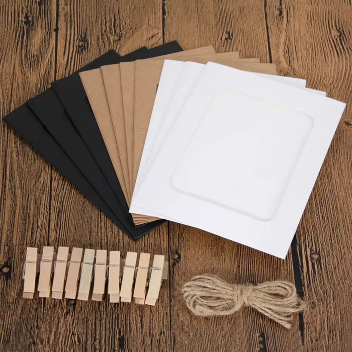 Cadre Photo en Papier Kraft avec Trombones et Corde