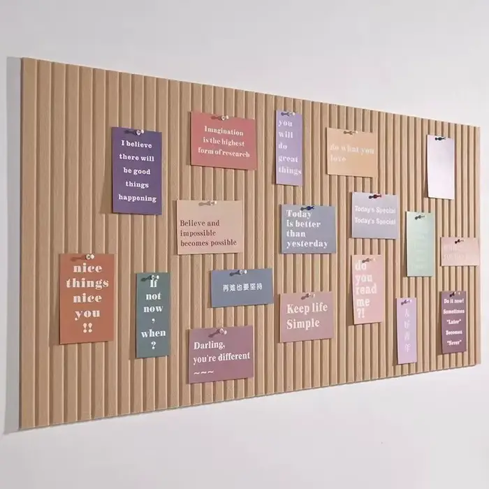 Panneau de liège en feutre décoratif épais