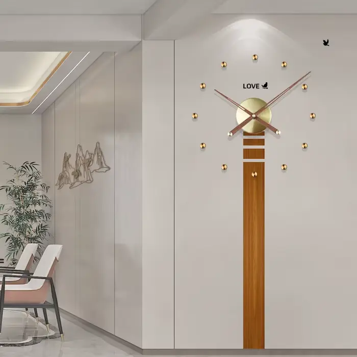 Horloge murale en bois massif