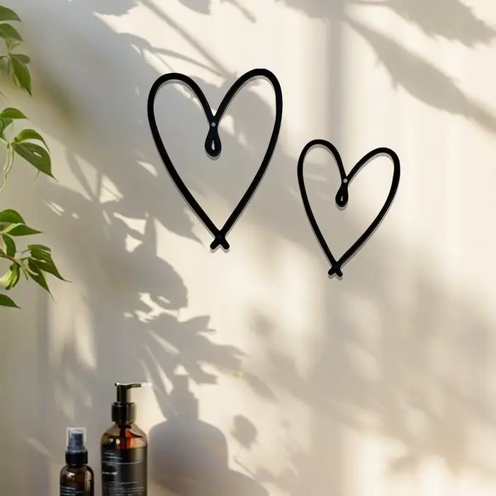 Décoration murale en métal en forme de cœur