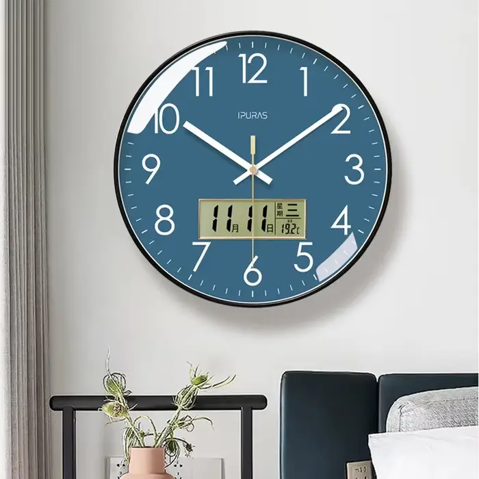 Horloge murale à quartz au design moderne