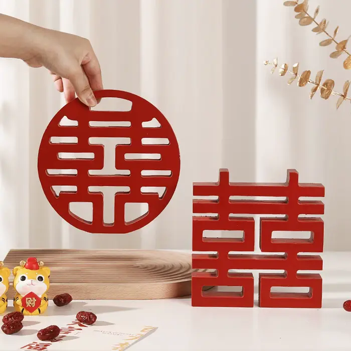Tradition chinoise rouge heureux