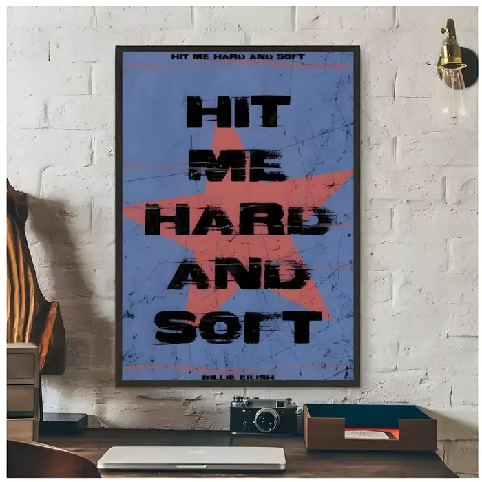 Affiche Pop Album Hit Me Hard and Soft, décoration artistique haut de gamme et cadeau pour la maison
