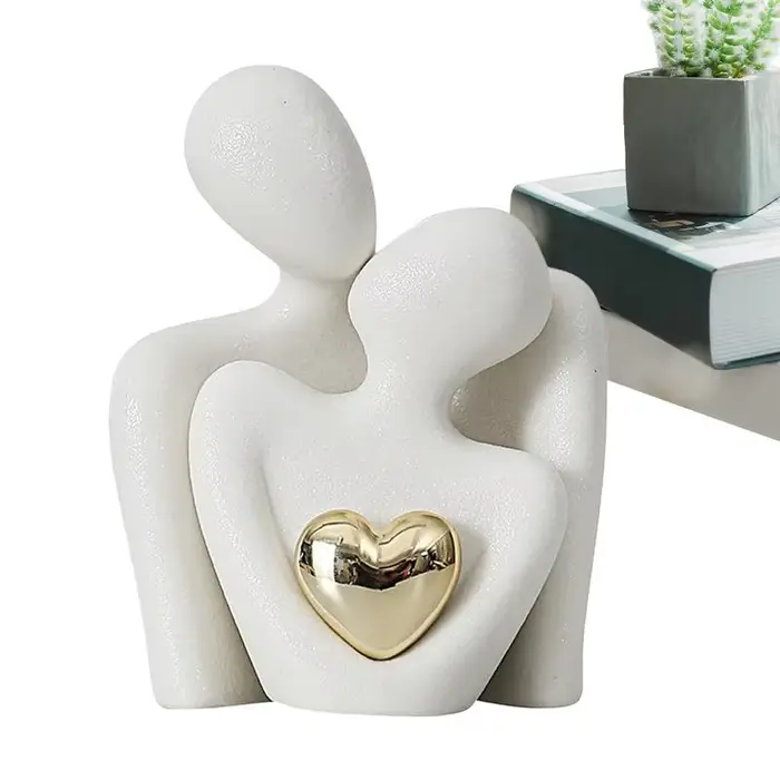 Sculpture de Couple Romantique Abstraite en Céramique