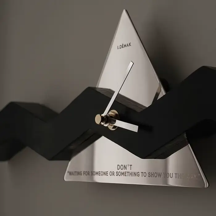 Horloge murale silencieuse moderne