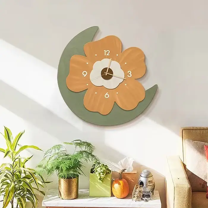 Horloge murale en forme de fleur simple