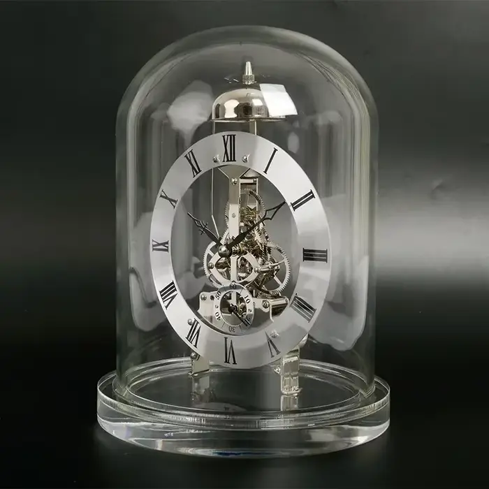 Horloge de bureau mécanique en métal nordique