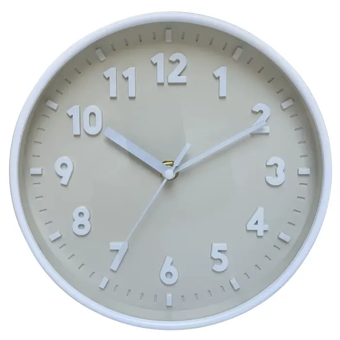 Horloge murale 3D mignonne de 8 pouces