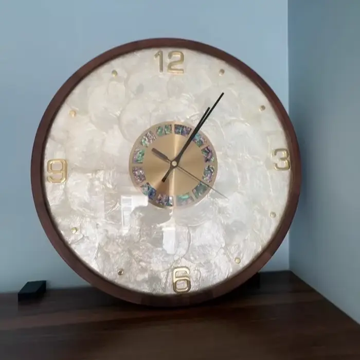 Horloge murale moderne salon montre