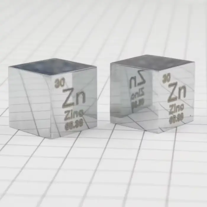Ornement Cube en Zinc, Collection en métal