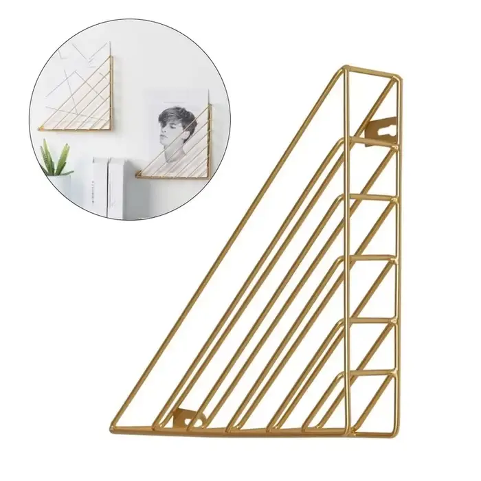 Étagère murale triangulaire en métal