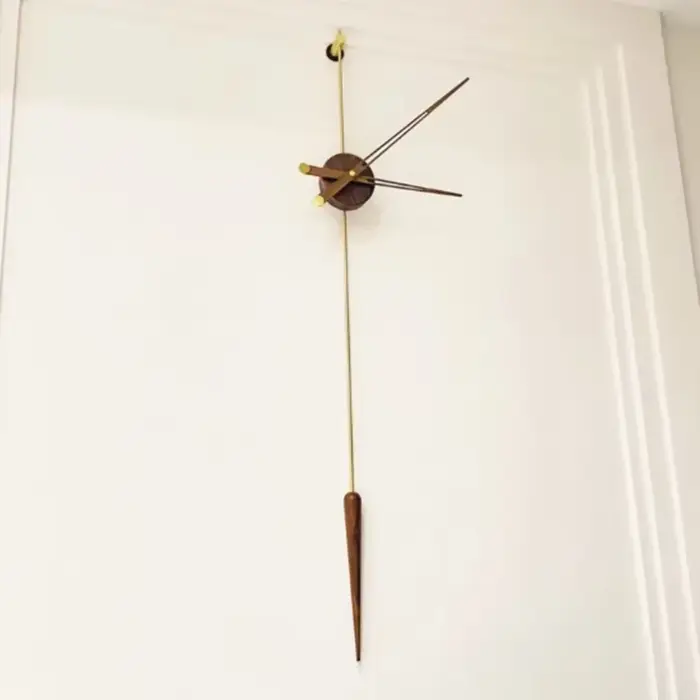 Grande horloge murale moderne pour salon