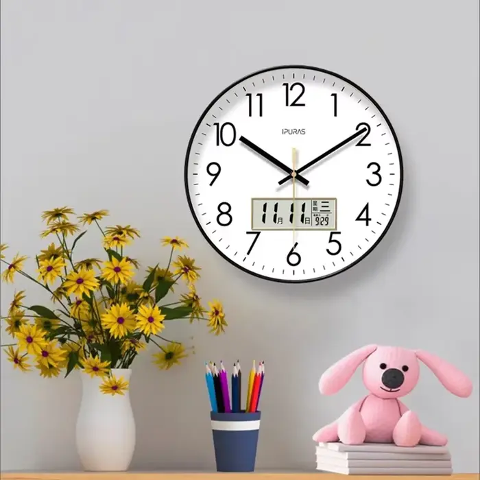 Horloge murale atomique moderne
