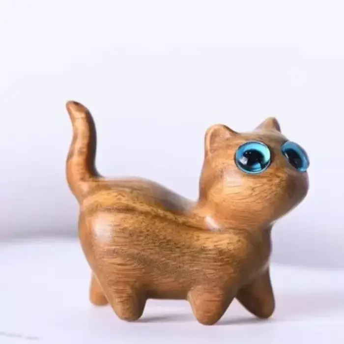 Charmante Figurine de chaton en bois