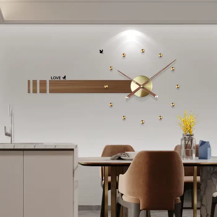 Horloge murale en bois massif