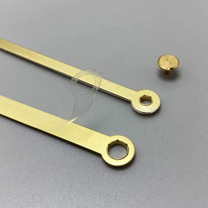 Accessoires d'aiguilles d'horloge à mouvement en laiton