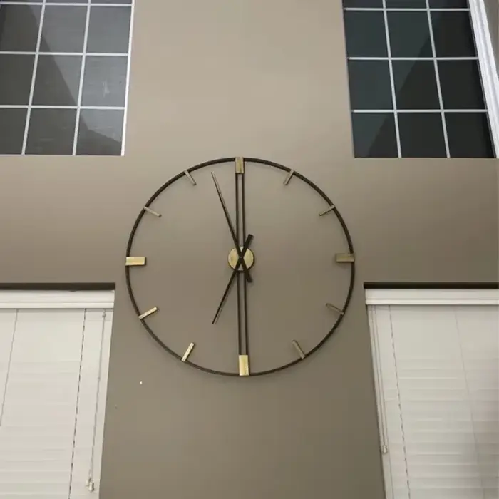 Grande horloge murale de 60 cm