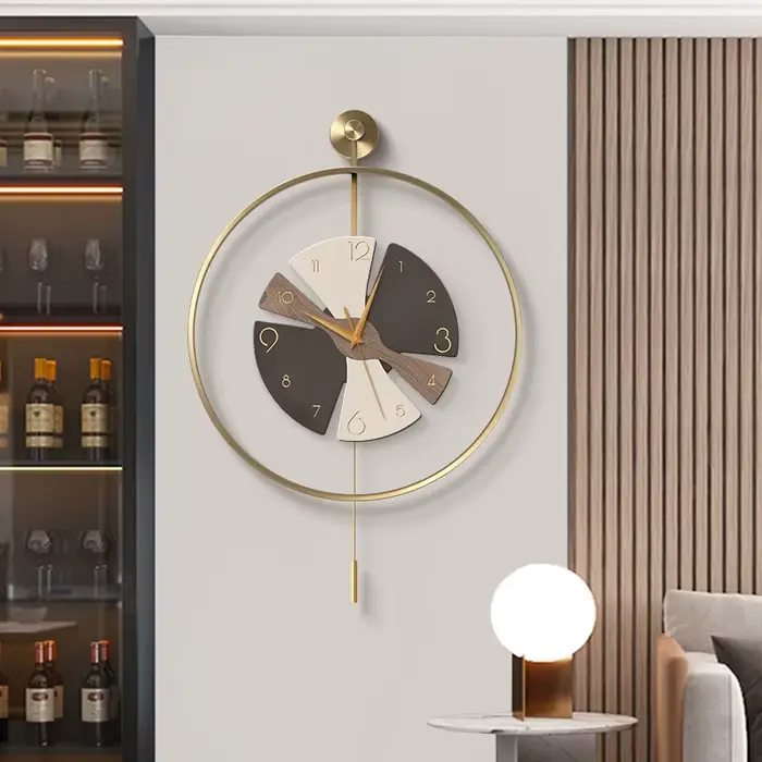 Horloge murale suspendue Simple